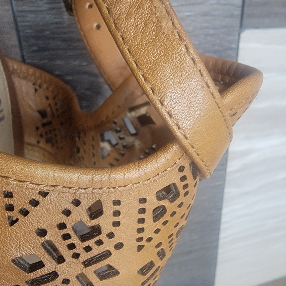 Women's 6M Platform Wedges - Picture 7 of 7